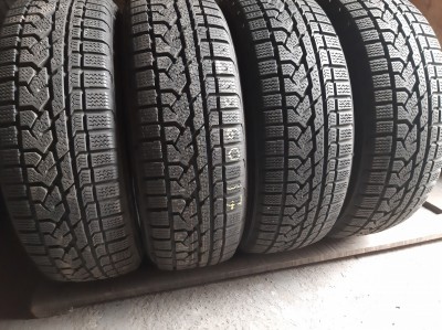 Уживані шини з Європи Marshal Izen RV 215/60 R 17 Шини на авто в хорошому стані Marshal Izen RV шириною 215 висотою 60 радіусом R 17 низькі ціни