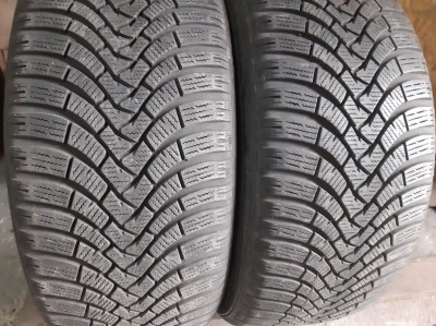 Уживані шини з Європи Falken Eurowinter HS 01 245/40 R 19 Шини на авто в хорошому стані Falken Eurowinter HS 01 шириною 245 висотою 40 радіусом R 19 низькі ціни