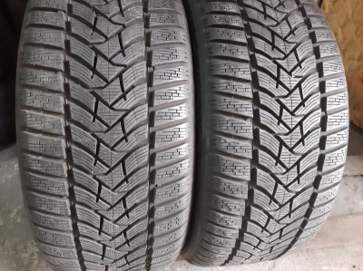 Уживані шини з Європи Dunlop Winter Sport 5 . 255/45 R 19 Шини на авто в хорошому стані Dunlop Winter Sport 5 . шириною 255 висотою 45 радіусом R 19 низькі ціни