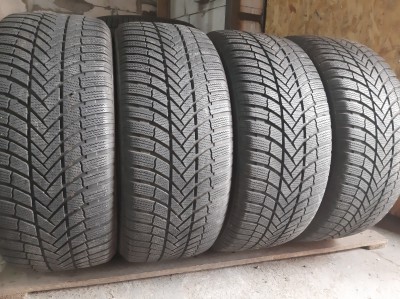 Шини на авто в хорошому стані Bridgestone Blizzak LM-005       … шириною 255 висотою 50 радіусом R 19 низькі ціни