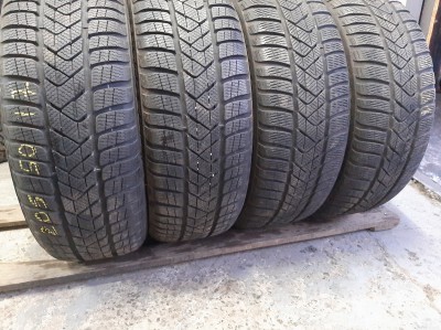 Уживані шини з Європи Pirelli Sottozero3 / 205/50 R 17 Шини на авто в хорошому стані Pirelli Sottozero3 / шириною 205 висотою 50 радіусом R 17 низькі ціни