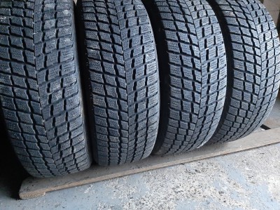 Уживані шини з Європи Nexen Winguard Suv . 225/60 R 17 Шини на авто в хорошому стані Nexen Winguard Suv . шириною 225 висотою 60 радіусом R 17 низькі ціни