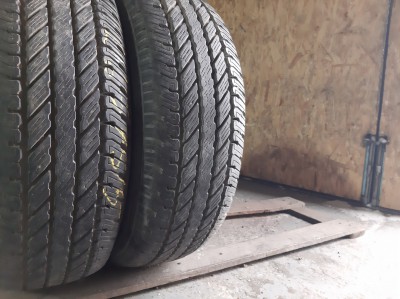 Уживані шини з Європи Avon Ranger TSE 235/75 R 15 Шини на авто в хорошому стані Avon Ranger TSE шириною 235 висотою 75 радіусом R 15 низькі ціни