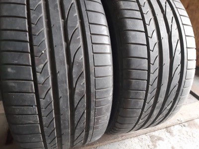 Шини на авто в хорошому стані Bridgestone Potenza Re 050 A … шириною 255 висотою 40 радіусом R 17 низькі ціни